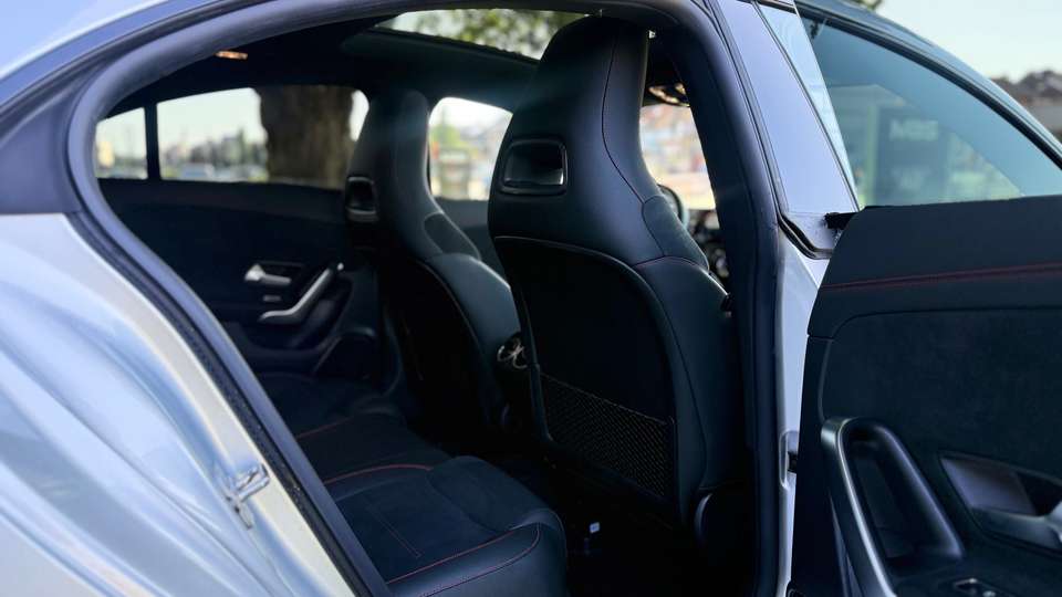 Mercedes-Benz CLA 250 - Imagem 12