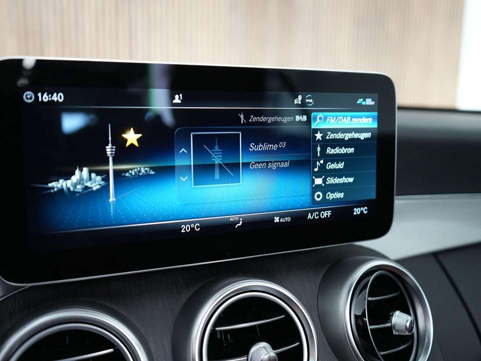 Mercedes-Benz C 180 - Imagem 15