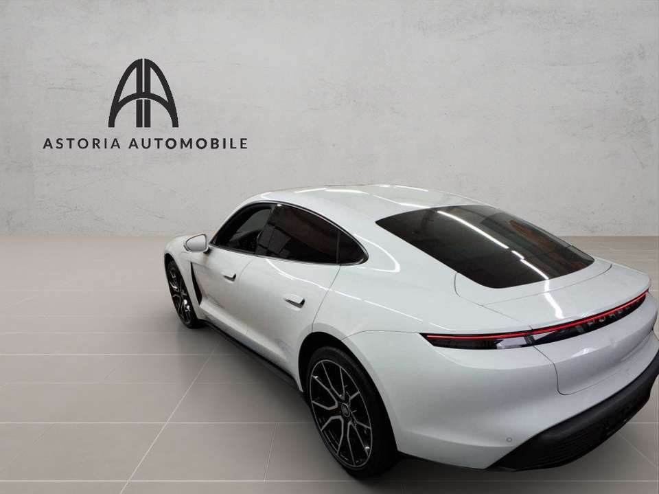 Porsche Taycan - Imagem 4