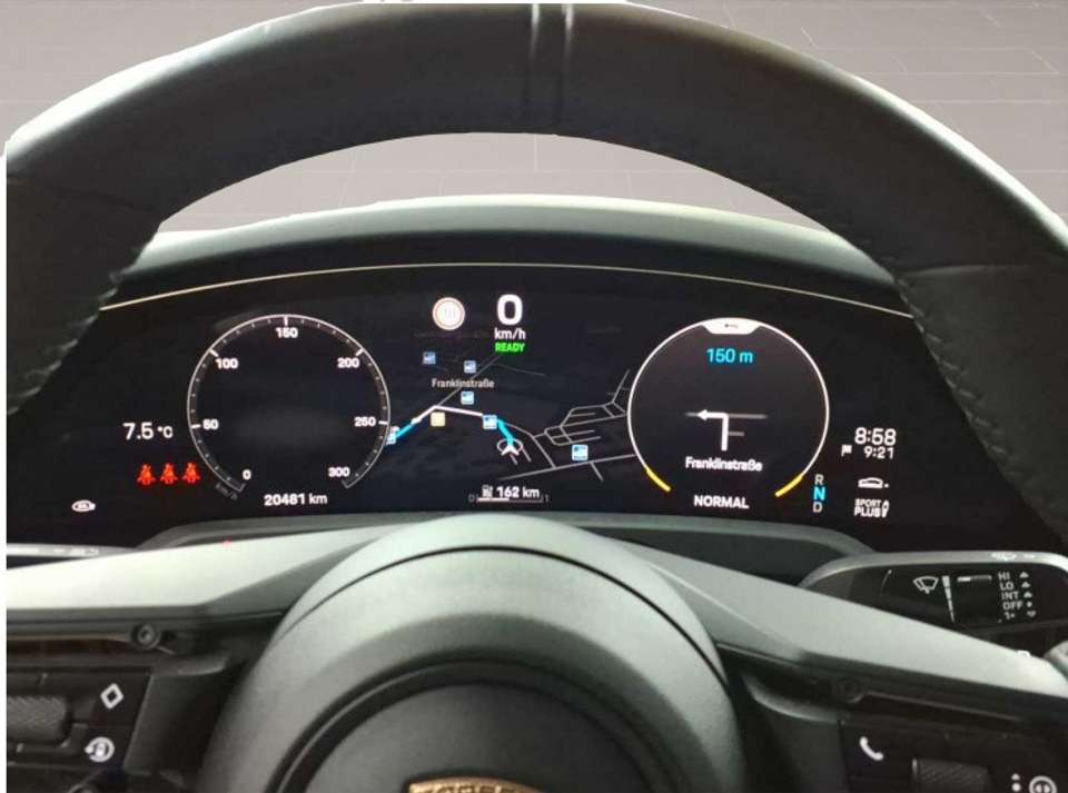 Porsche Taycan - Imagem 8