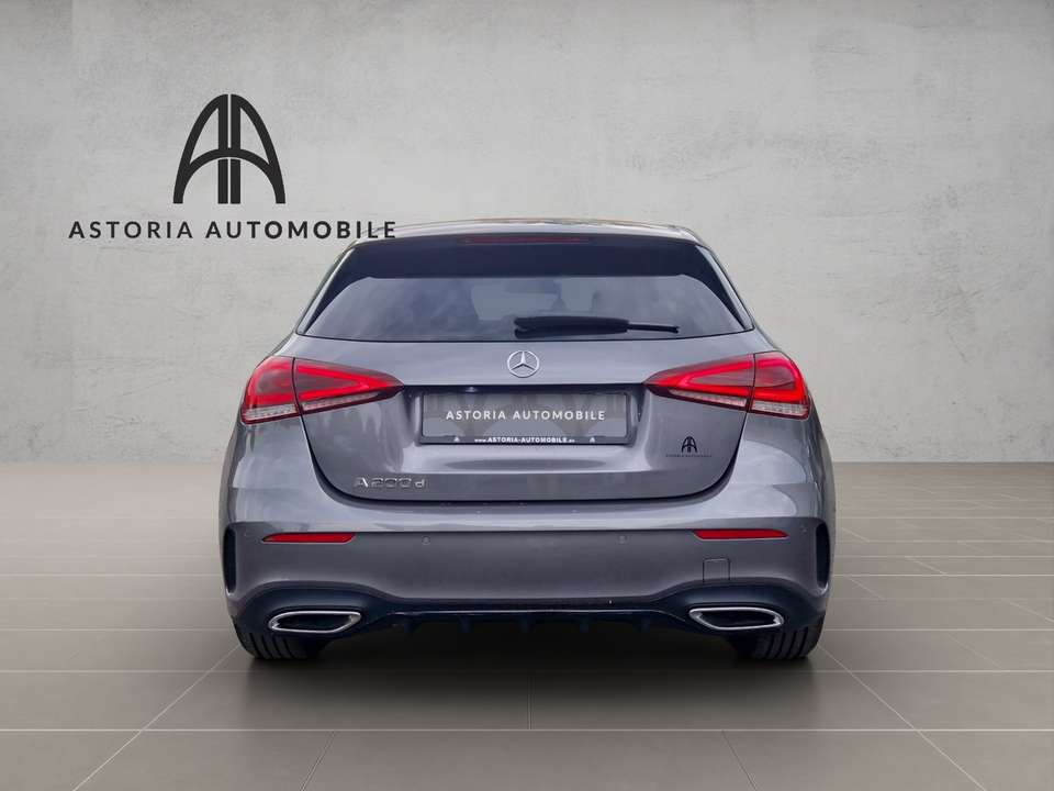 Mercedes-Benz A 220 - Imagem 9