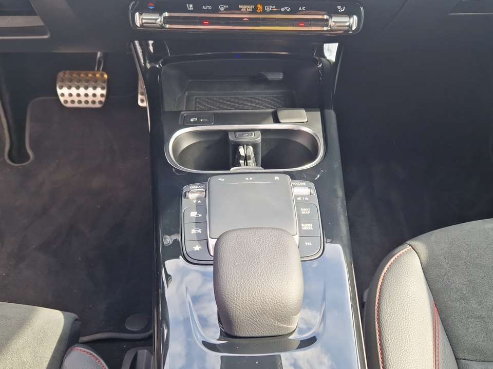 Mercedes-Benz A 220 - Imagem 14