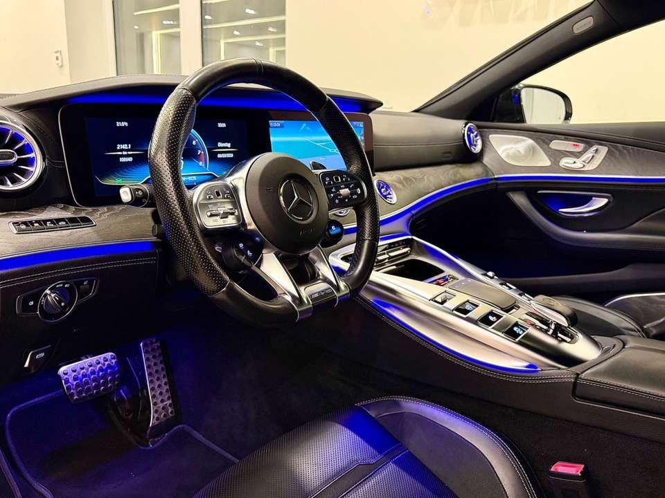 Mercedes-Benz AMG GT - Imagem 9