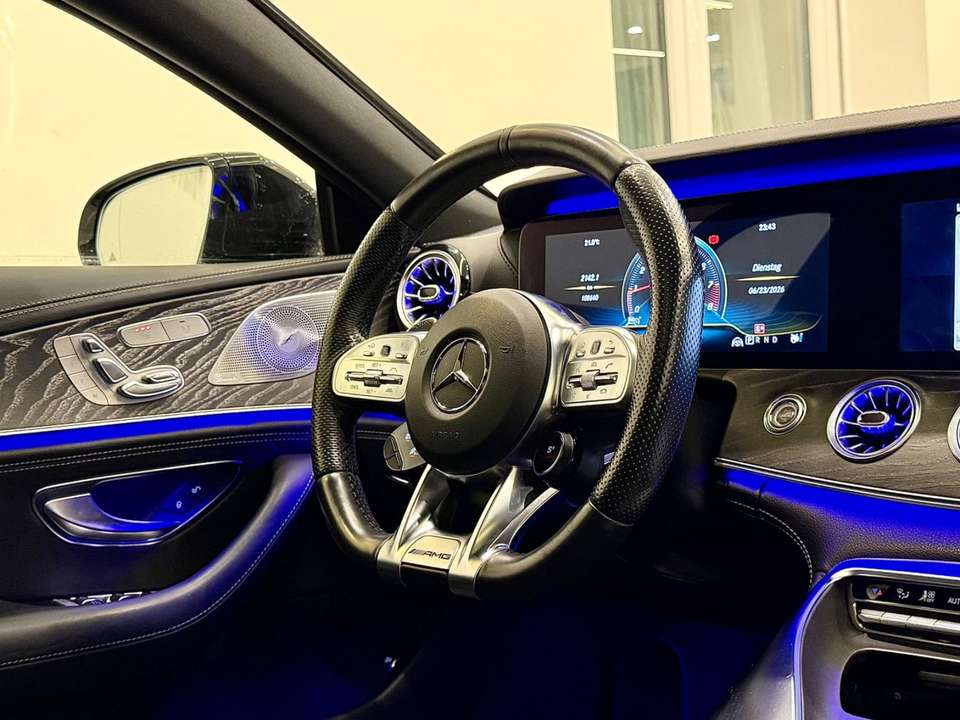Mercedes-Benz AMG GT - Imagem 12