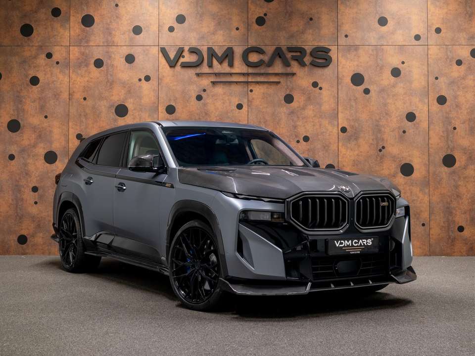 BMW XM - Imagem 7