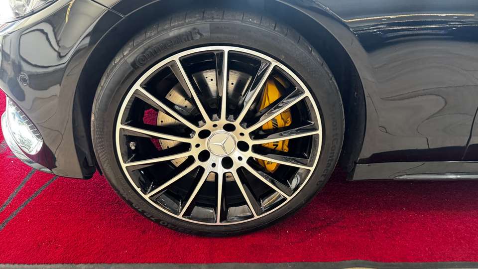 Mercedes-Benz C 43 AMG - Imagem 10