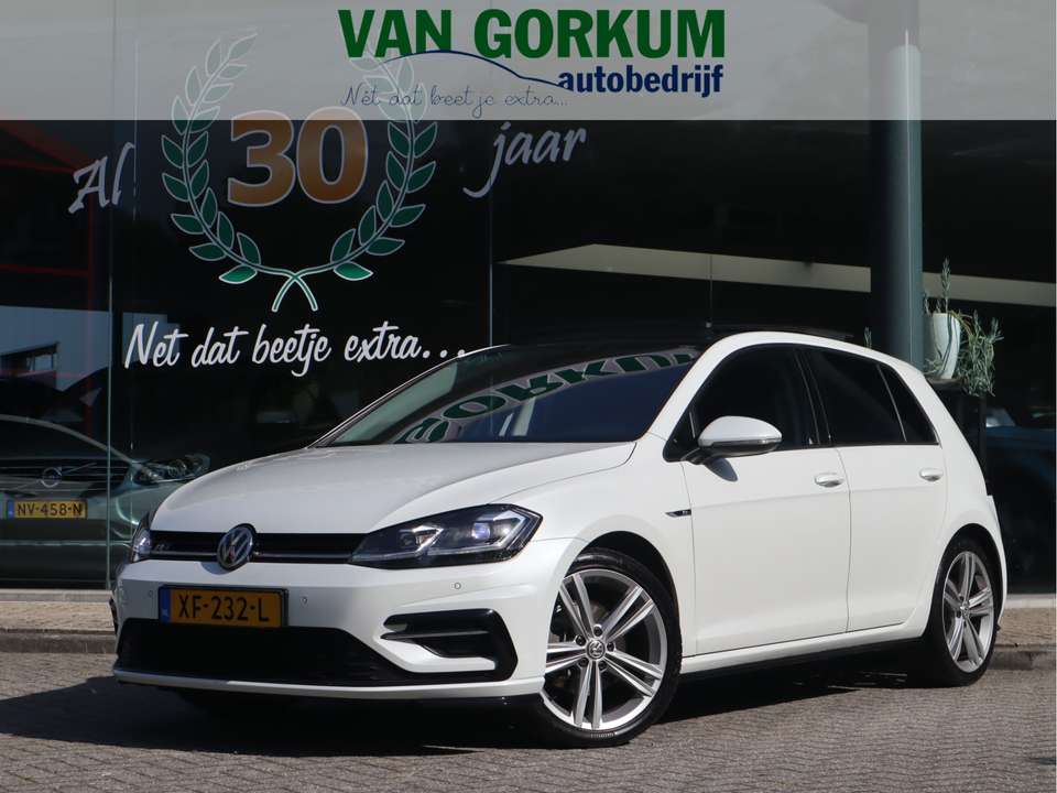Volkswagen Golf - Imagem 1