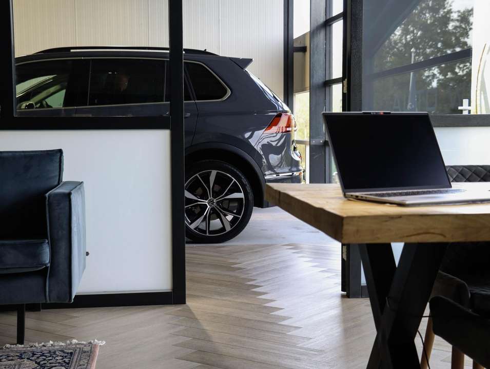Volkswagen Golf Sportsvan - Imagem 5
