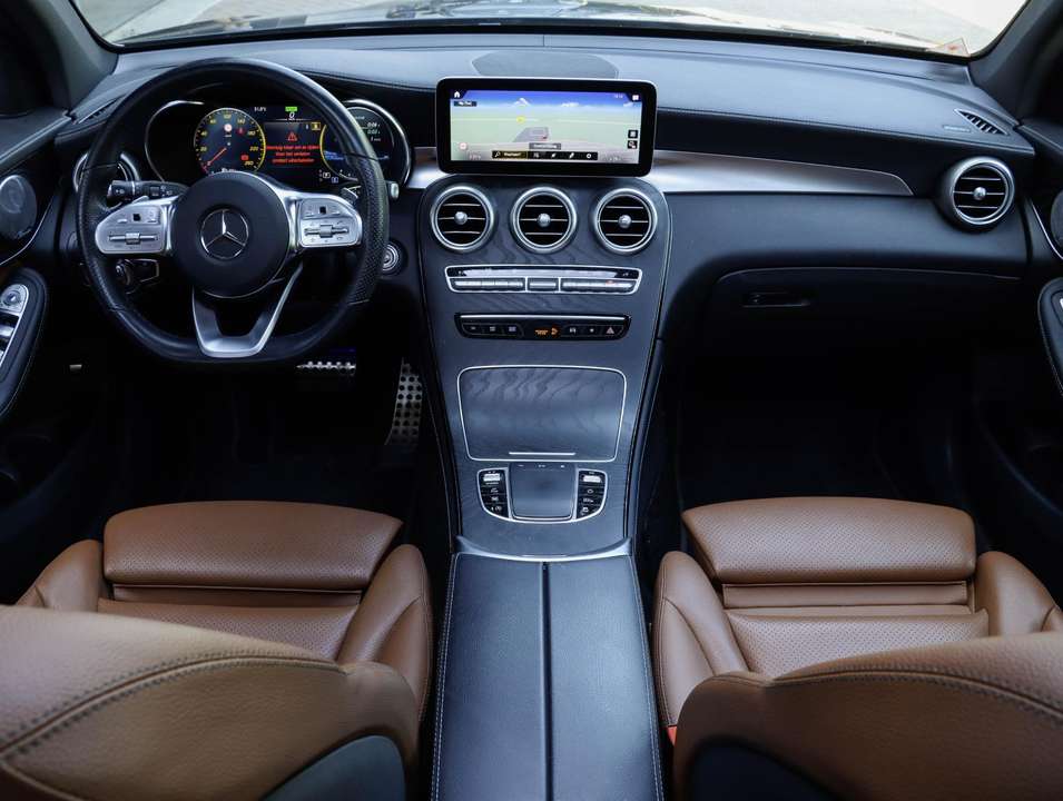 Mercedes-Benz GLC 200 - Imagem 15