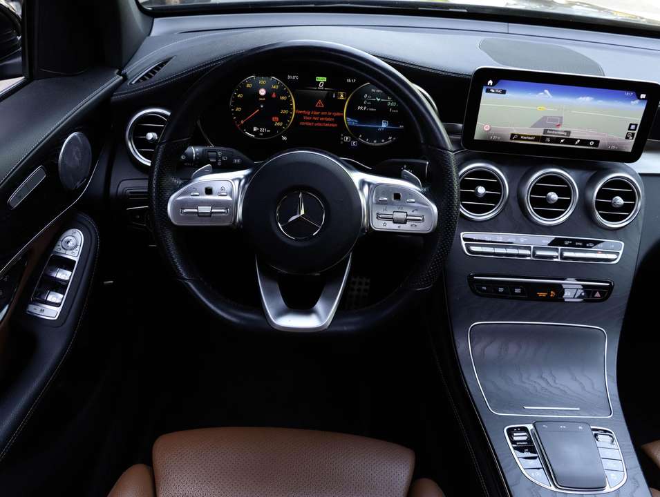 Mercedes-Benz GLC 200 - Imagem 16