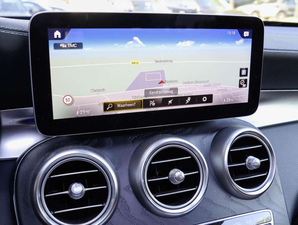 Mercedes-Benz GLC 200 - Imagem 18