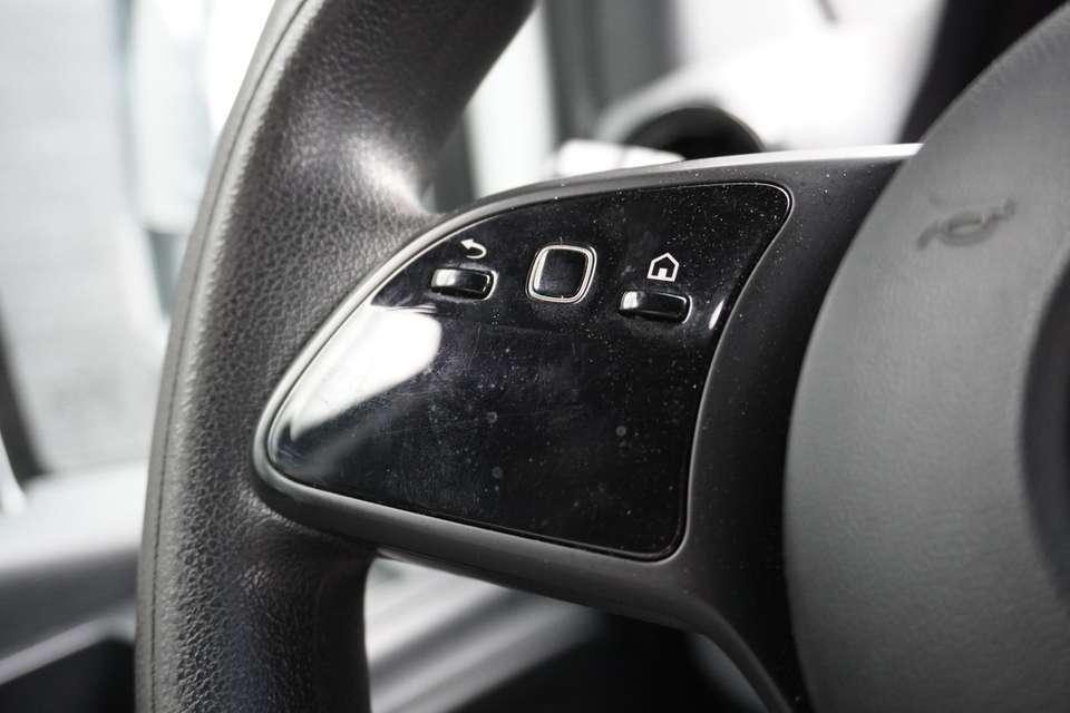 Mercedes-Benz Sprinter - Imagem 13