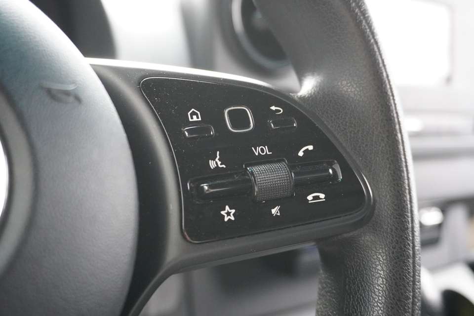 Mercedes-Benz Sprinter - Imagem 14