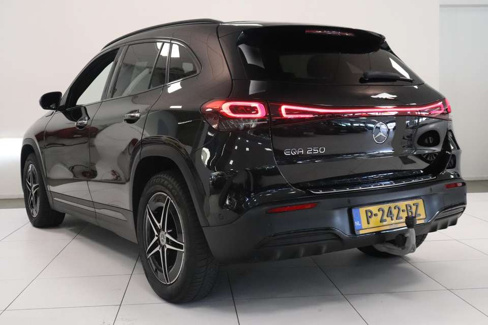 Mercedes-Benz EQA 250 - Imagem 7