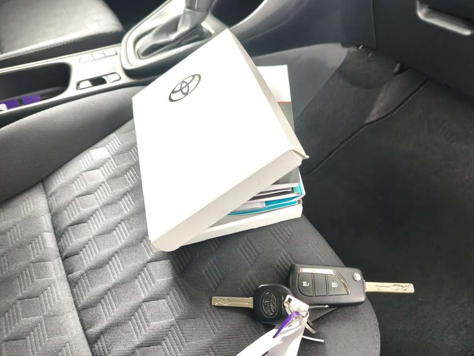 Toyota Yaris - Imagem 14