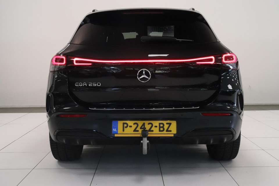 Mercedes-Benz EQA 250 - Imagem 19