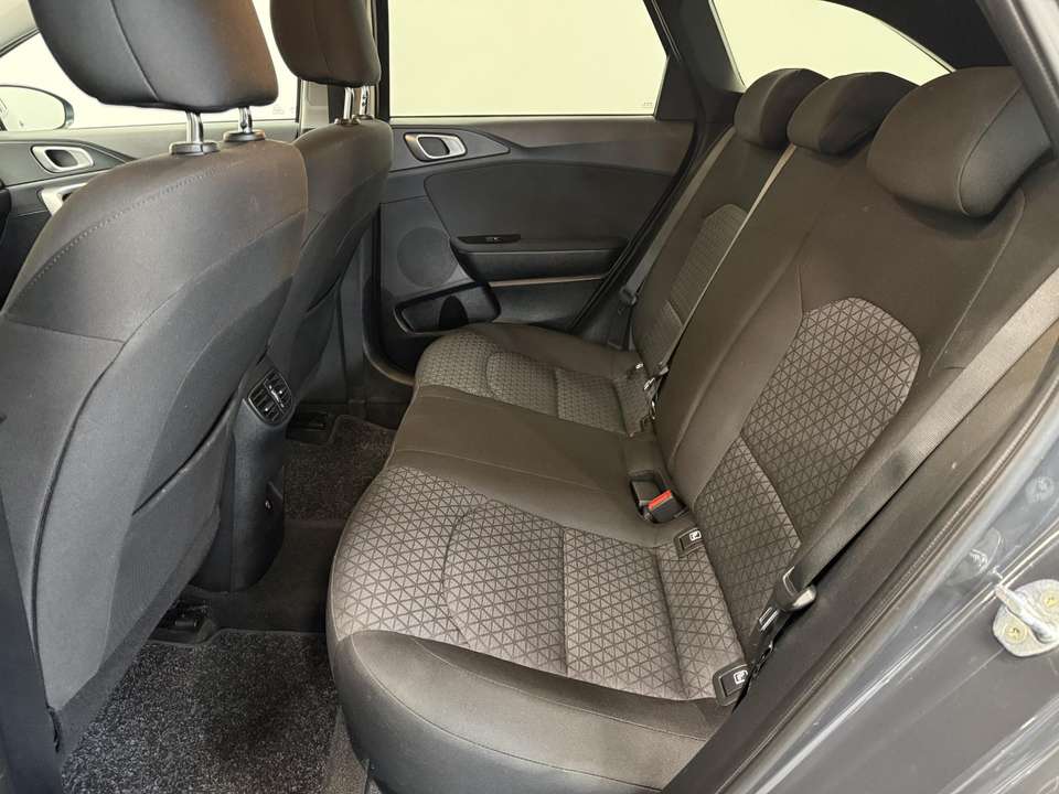 Kia Ceed SW / cee'd SW - Imagem 11