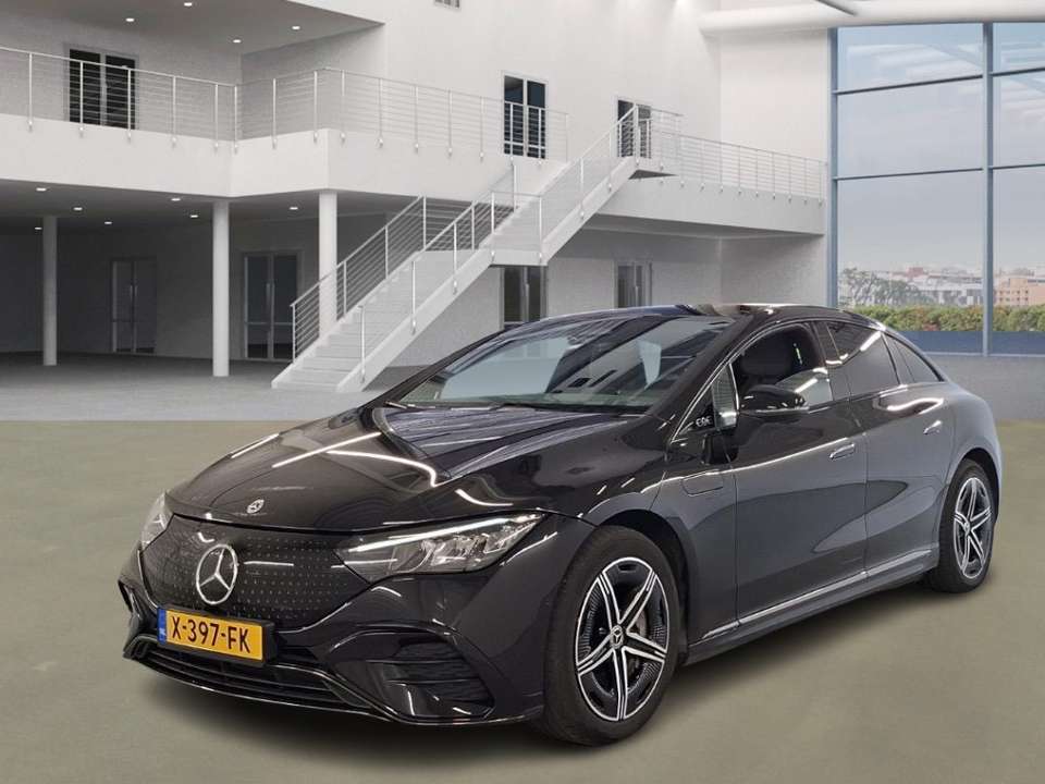 Mercedes-Benz EQE 300 - Imagem 2