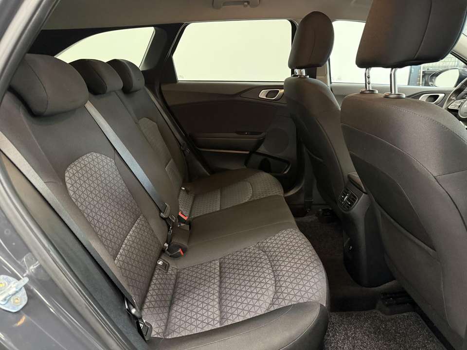 Kia Ceed SW / cee'd SW - Imagem 13