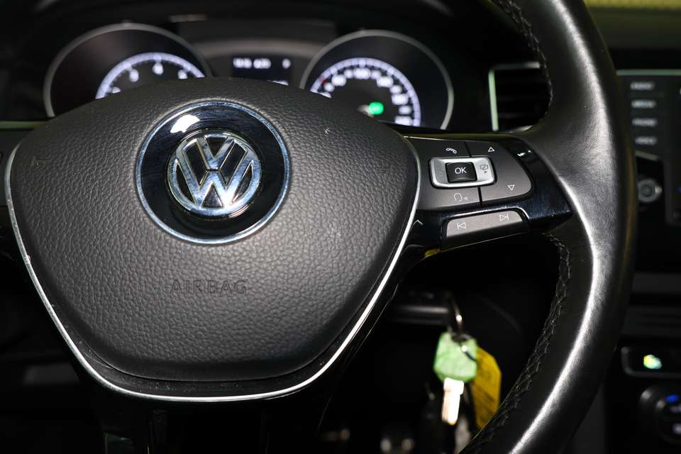 Volkswagen Golf Sportsvan - Imagem 15