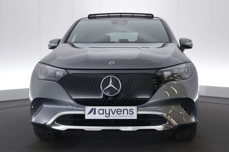 Mercedes-Benz EQE SUV - Imagem 13