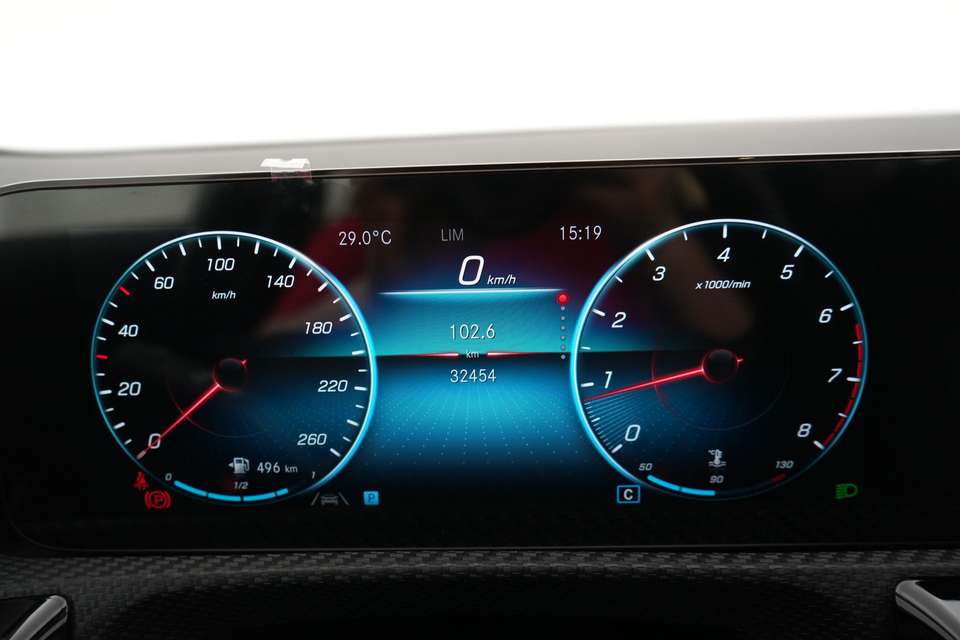 Mercedes-Benz A 160 - Imagem 14