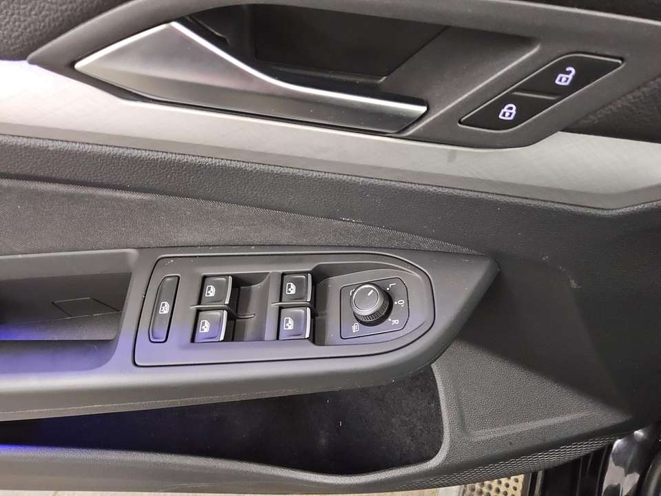 Volkswagen Golf - Imagem 10