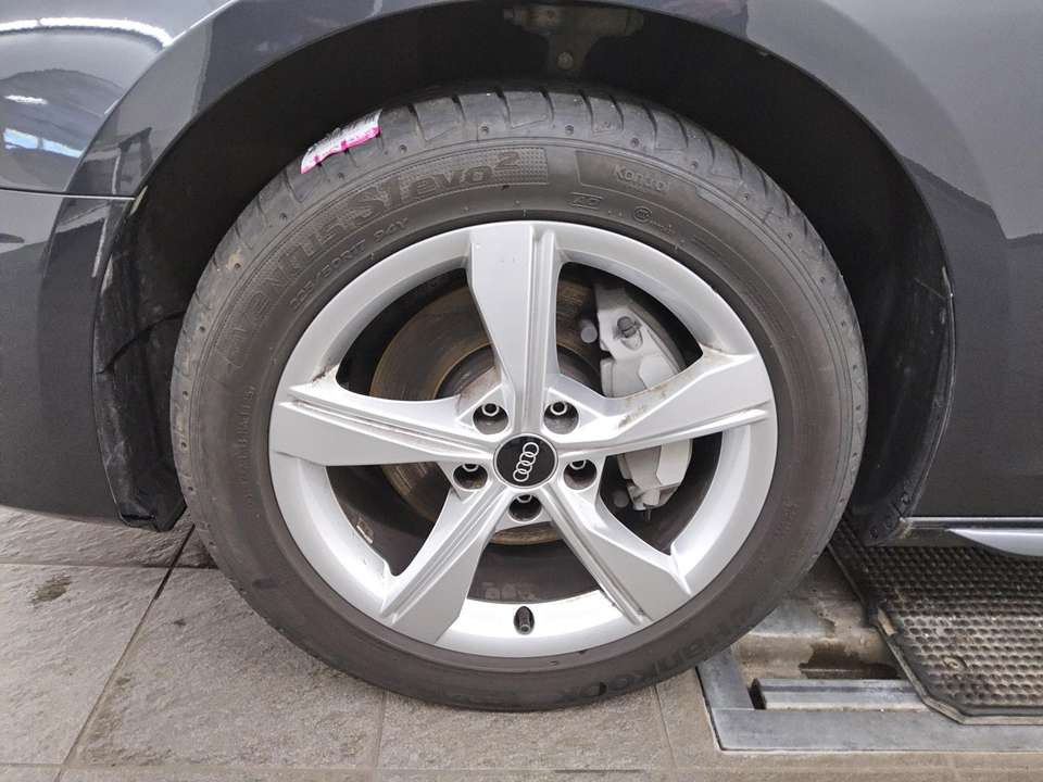 Audi A4 - Imagem 11