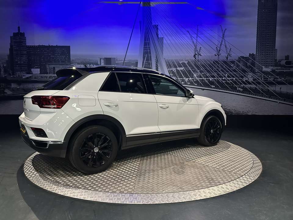 Volkswagen T-Roc - Imagem 3