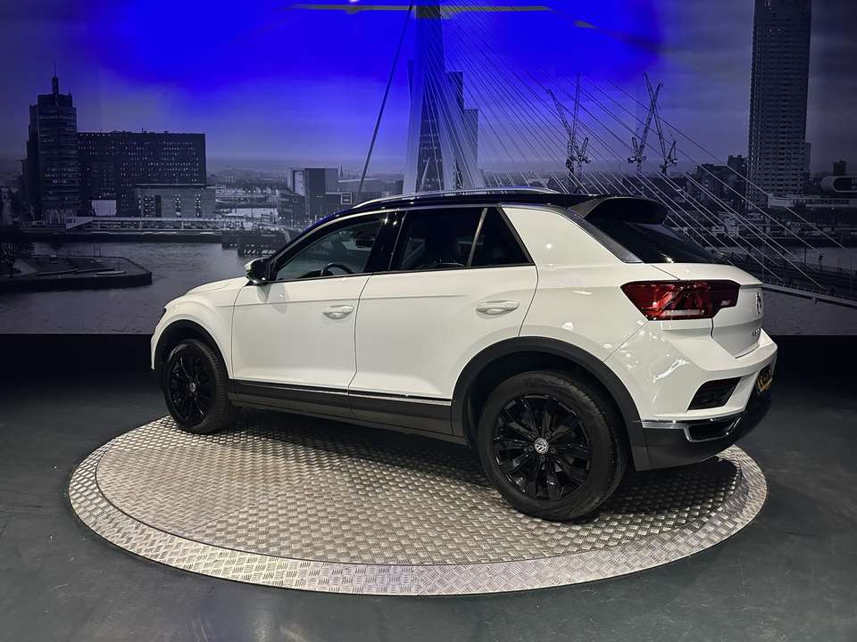 Volkswagen T-Roc - Imagem 6