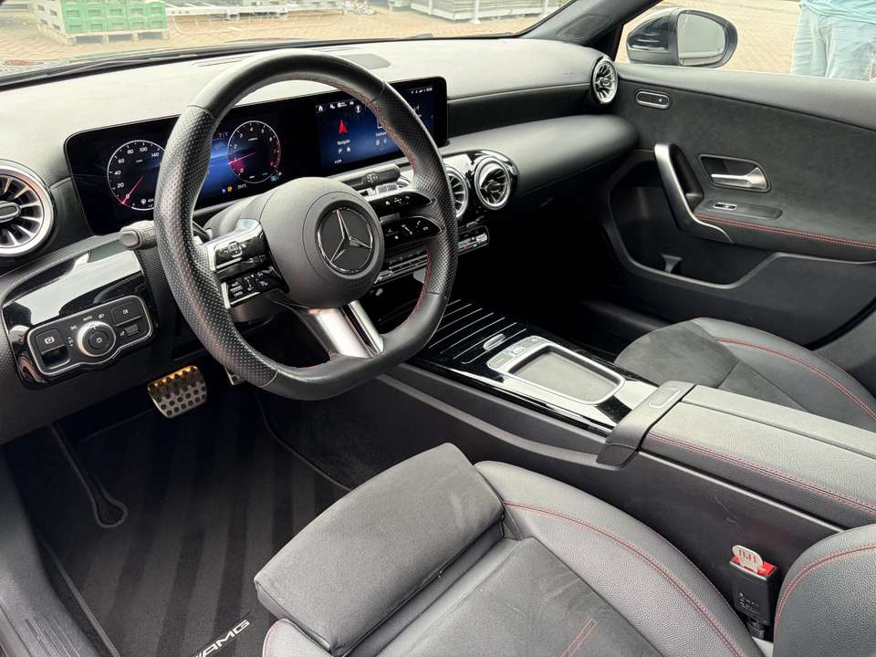 Mercedes-Benz A 180 - Imagem 10