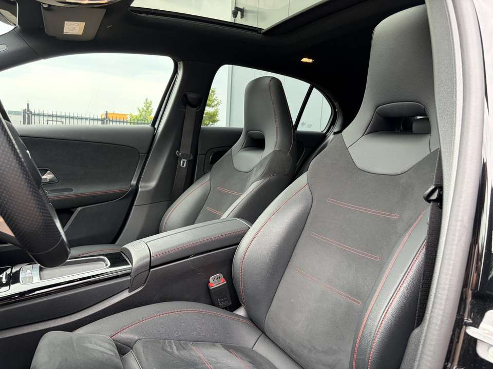 Mercedes-Benz A 180 - Imagem 11