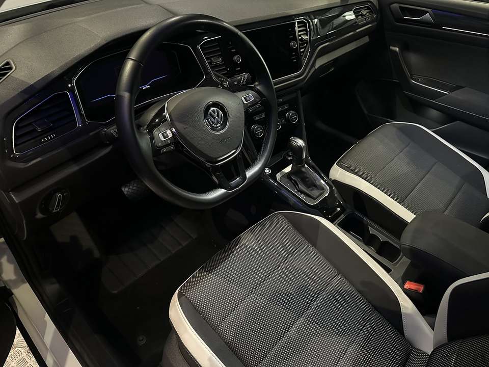 Volkswagen T-Roc - Imagem 14