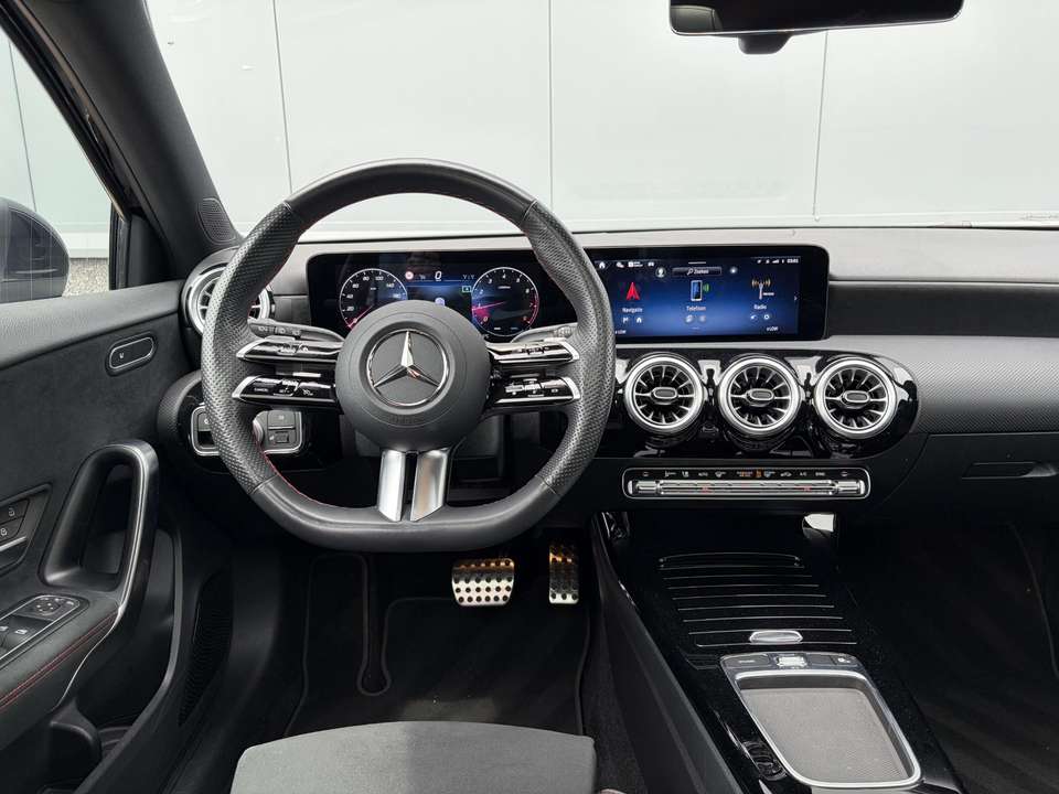 Mercedes-Benz A 180 - Imagem 15