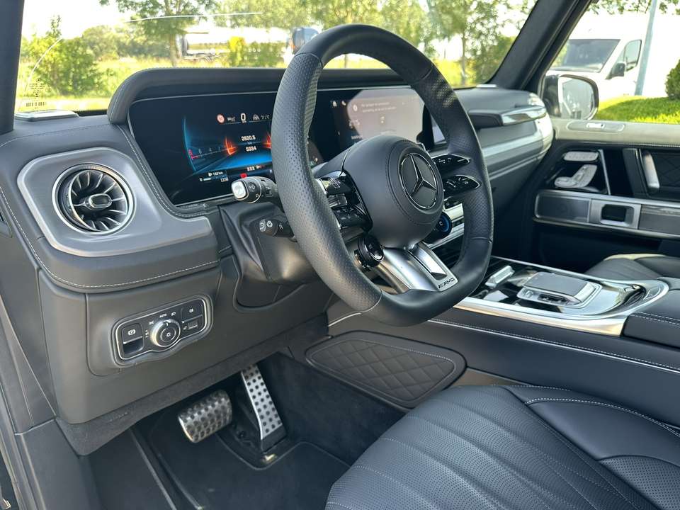 Mercedes-Benz G - Imagem 17