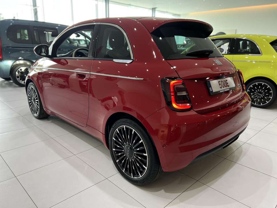 Fiat 500e - Imagem 6