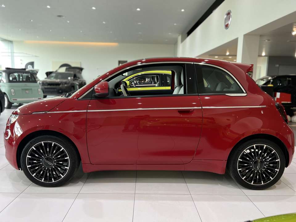 Fiat 500e - Imagem 7