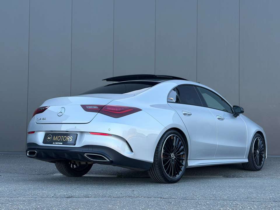 Mercedes-Benz CLA 180 - Imagem 11