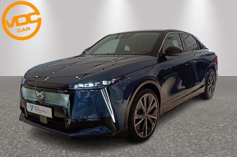 DS Automobiles N°8 - Imagem 1