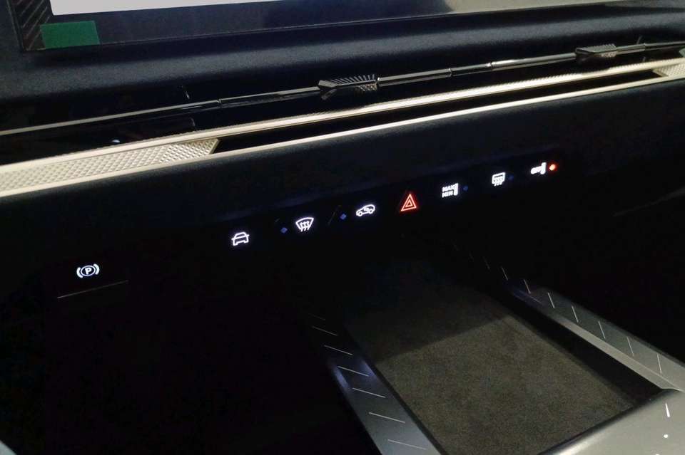 DS Automobiles N°8 - Imagem 15