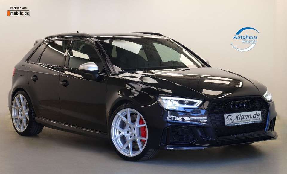 Audi RS3 - Imagem 1
