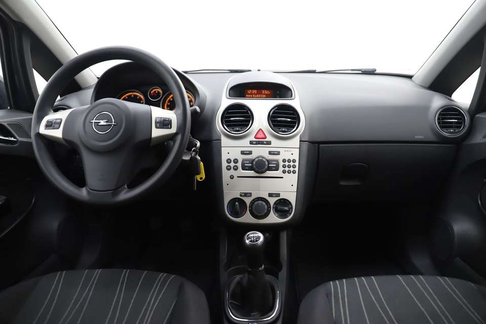 Opel Corsa - Imagem 14