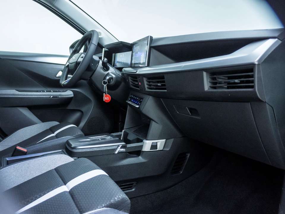 Car picture 14