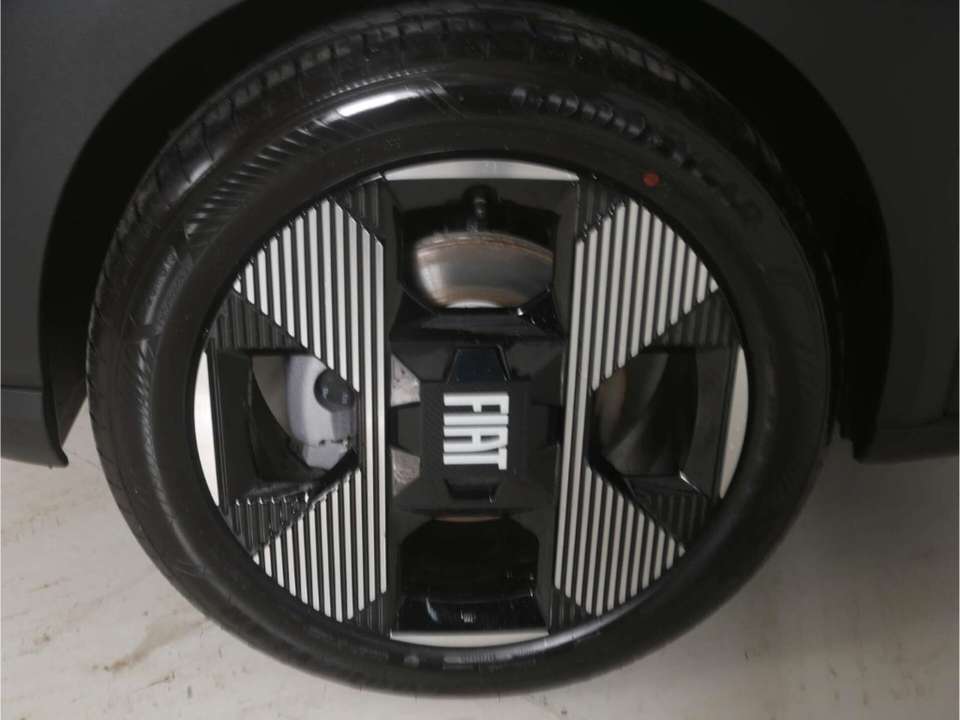 Car picture 9