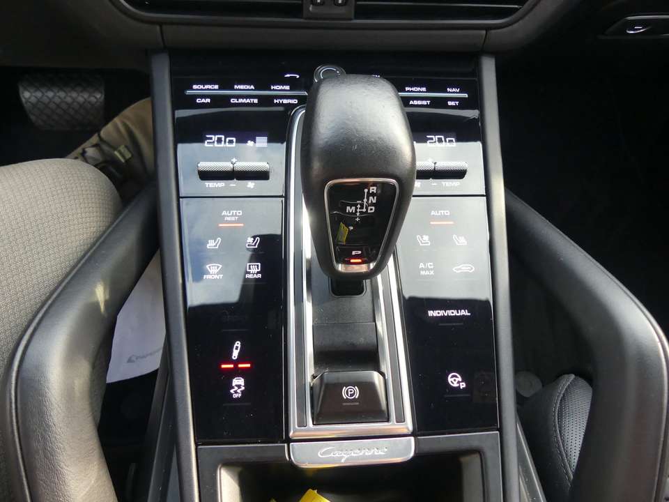 Porsche Cayenne - Imagem 15