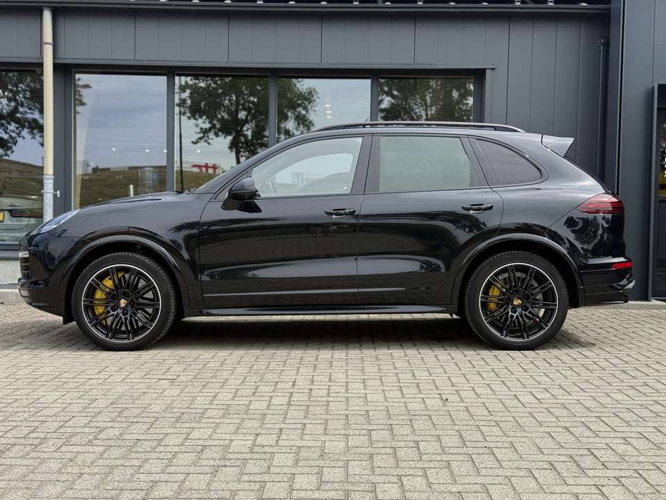 Porsche Cayenne - Imagem 8