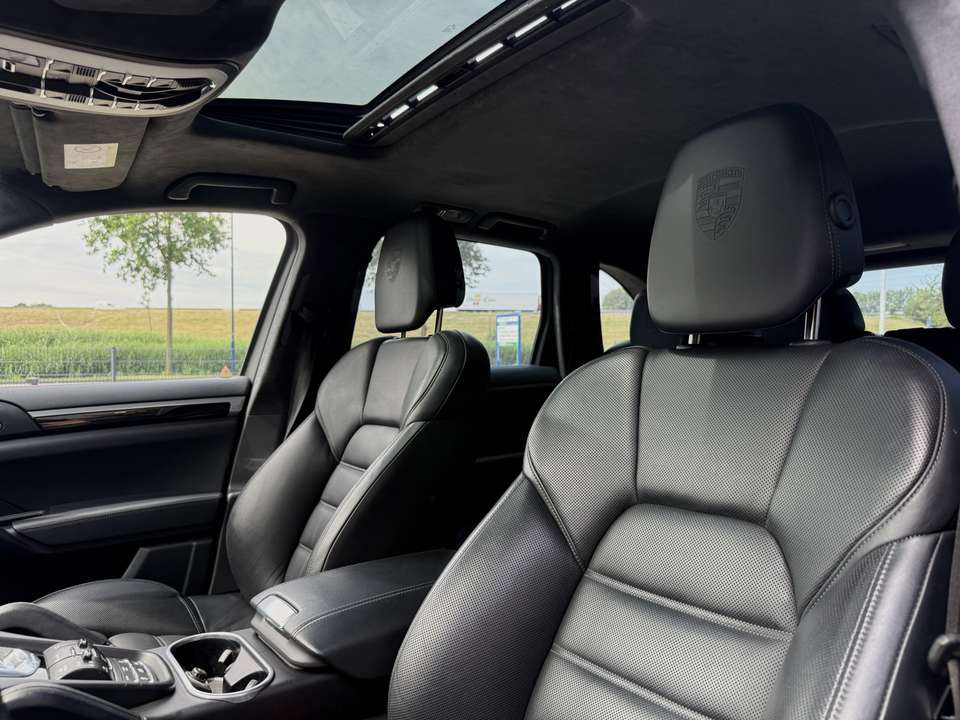 Porsche Cayenne - Imagem 17