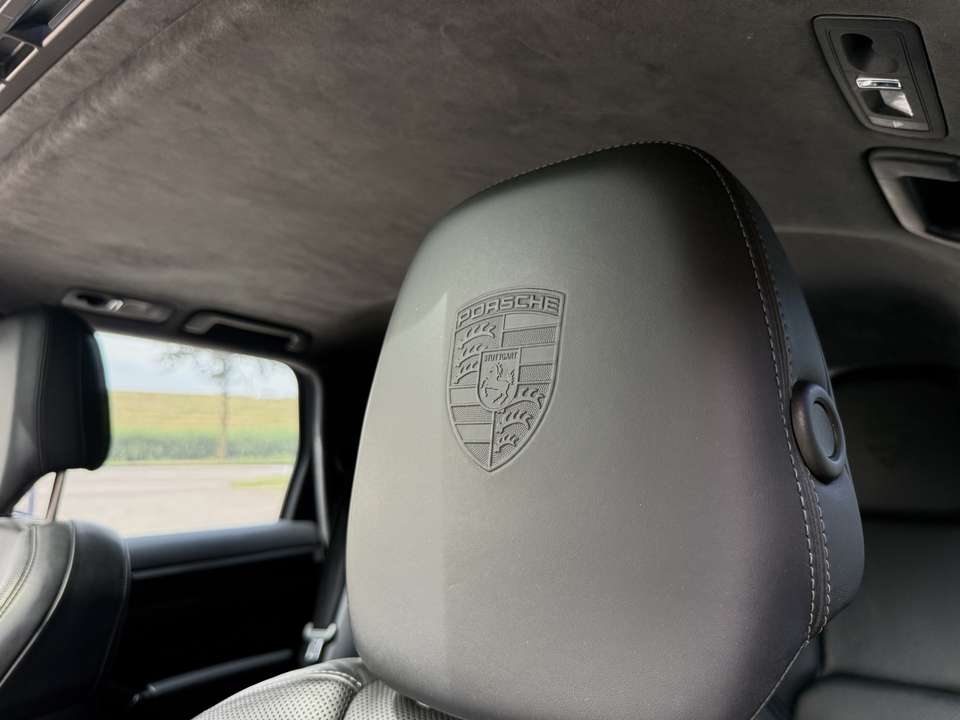 Porsche Cayenne - Imagem 18