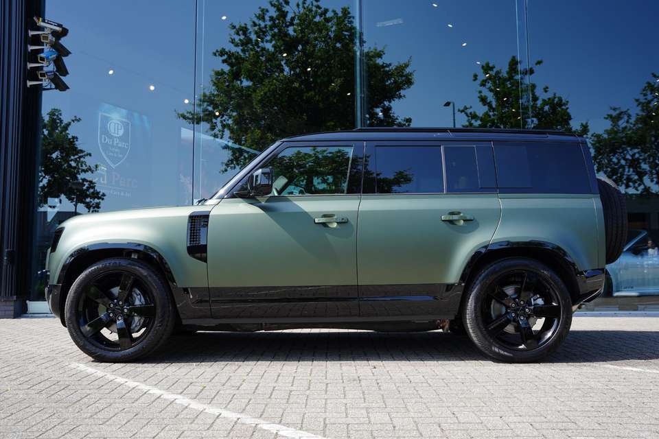 Land Rover Defender - Imagem 2