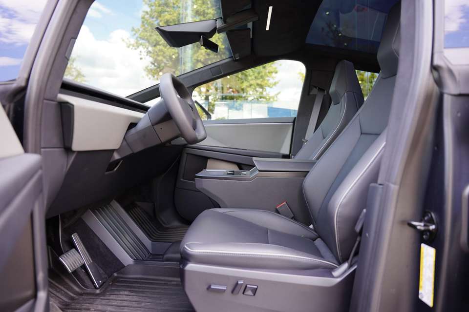 Tesla Cybertruck - Imagem 5